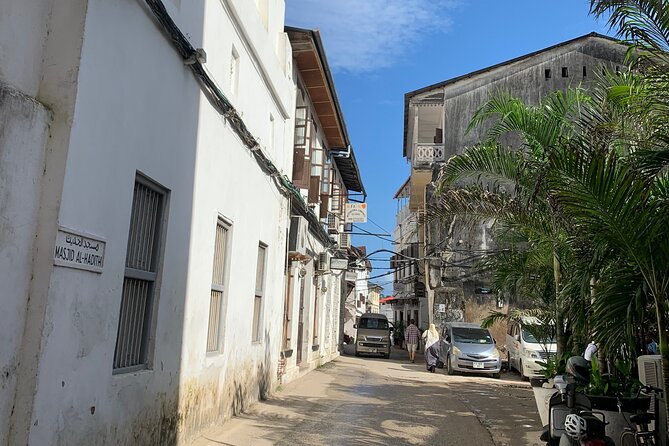 Welcome Zanzibar : A Journey through time for the Old Town - What the $20 price covers, and what it does not