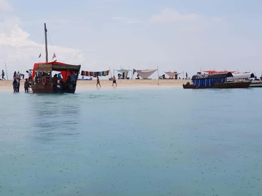 Zanzibar: Nakupenda Sandbank and Prison Island Tour & Lunch - Nakupenda Sandbank: Beach Time, Seafood Picnic, and Snorkeling Gear