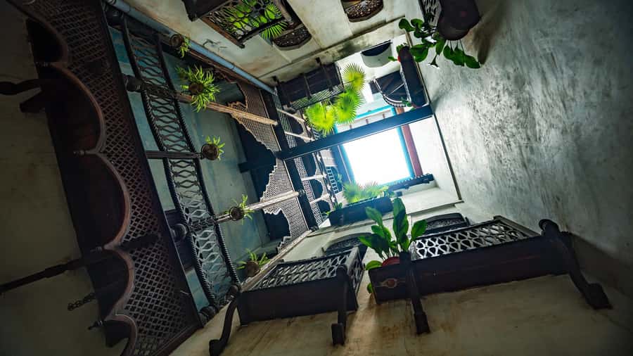 Zanzibar: Stone Town Historical Cultural Walking Guided Tour - Comfort and Pace: What a Walking Tour in Stone Town Really Means