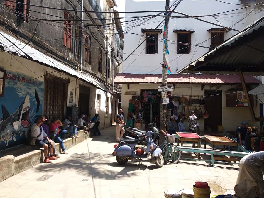 Zanzibar: Stone Town & Spice Farm Tour with Lunch - Lunch on the farm, plus time to buy spices if you bring cash