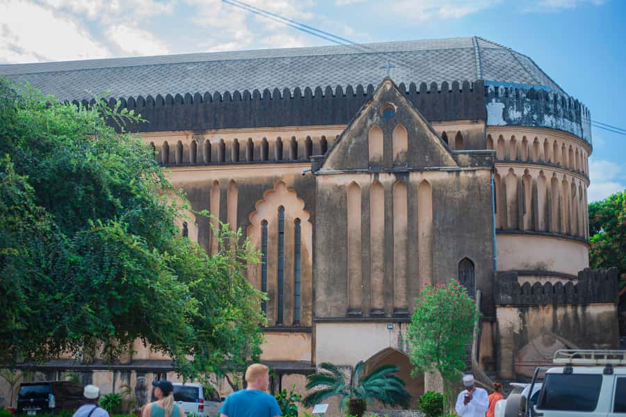 Zanzibar: Stone Town, Spice Tour, Prison Island with Lunch - Where the day starts: Stone Town by foot, not by guesswork